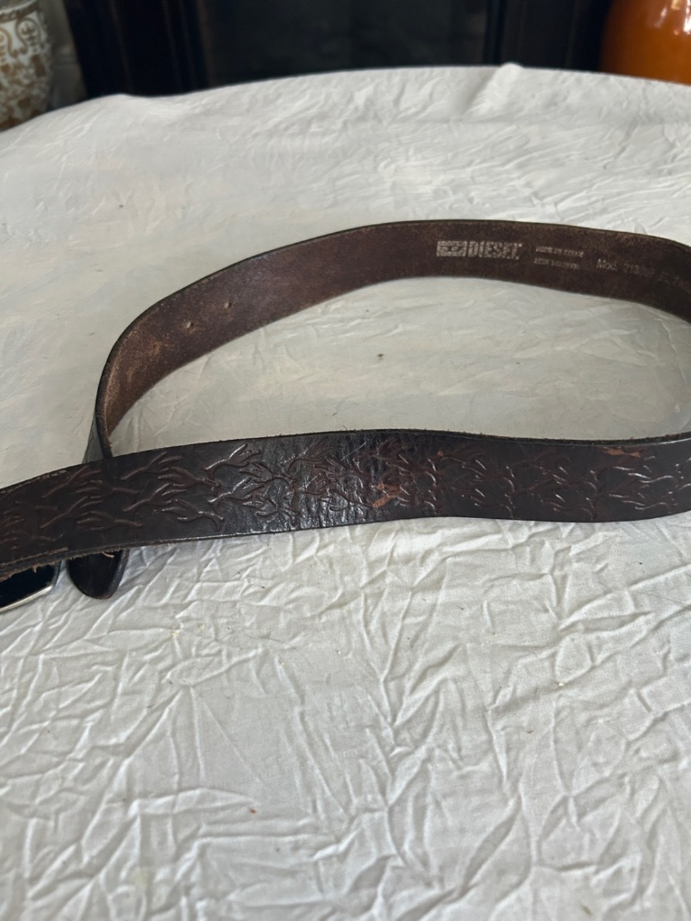 Diesel Dark Brown Tooled Leather Belt with Silver-Tone Logo Buckle - Picture 4 of 6